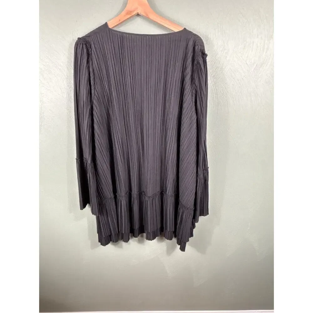 Free People Women's Size XS Black Pleated V-Neck Tassel Bell Sleeves Shift Dress
